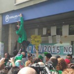 La presión de la PAH hace dudar al PP en su tentativa de tumbar a la Ley 24/2015